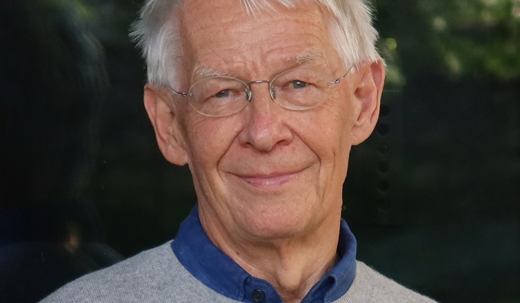 Foto på författaren Anders Wahlgren.